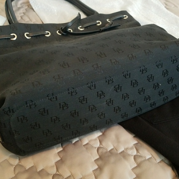 Authentic Dooney & Bourke vintage tote - Picture 6 of 8